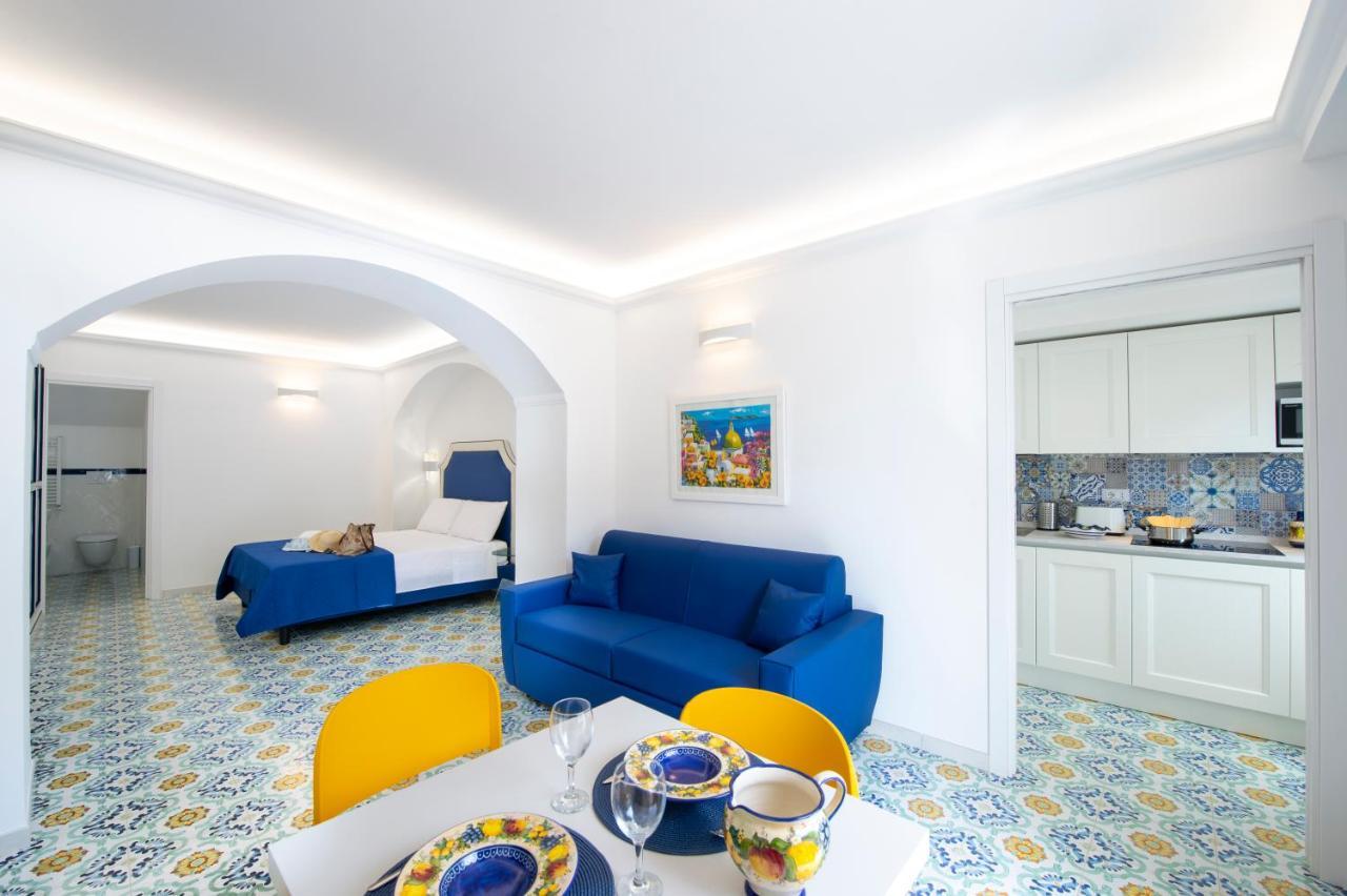 Casa Donna Linda Apartment Майори Екстериор снимка